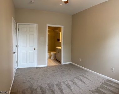 65 E Milton Avenue - Photo Thumbnail 5