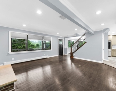 17 Rockaway Valley Rd - Photo Thumbnail 9