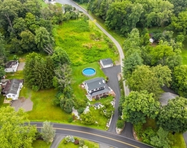 17 Rockaway Valley Rd - Photo Thumbnail 38