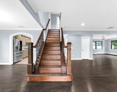 17 Rockaway Valley Rd - Photo Thumbnail 7