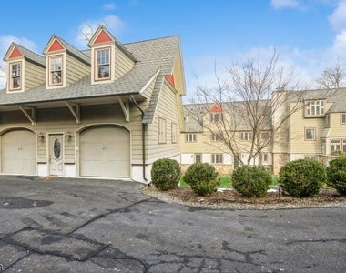 88 W Main St - Photo Thumbnail 35