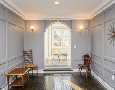 88 W Main St - Photo Thumbnail 4
