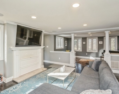 88 W Main St - Photo Thumbnail 11