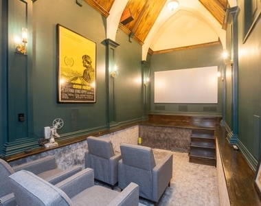 88 W Main St - Photo Thumbnail 7
