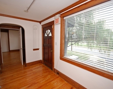 231 S Main St - Photo Thumbnail 15