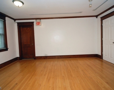 231 S Main St - Photo Thumbnail 12