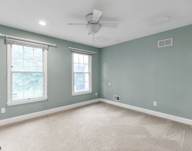 5 Savannah Ct - Photo Thumbnail 26