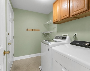 5 Savannah Ct - Photo Thumbnail 30
