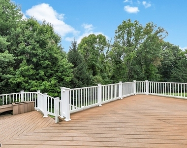 5 Savannah Ct - Photo Thumbnail 38