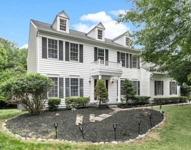 5 Savannah Ct - Photo Thumbnail 2