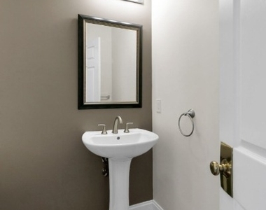 5 Savannah Ct - Photo Thumbnail 19