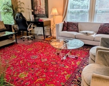 36 Phoenix Ave - Photo Thumbnail 6