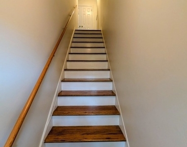 36 Phoenix Ave - Photo Thumbnail 16