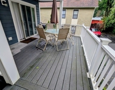 36 Phoenix Ave - Photo Thumbnail 14
