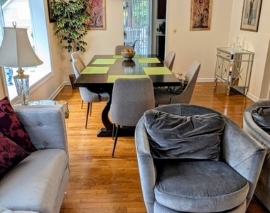 36 Phoenix Ave - Photo Thumbnail 9