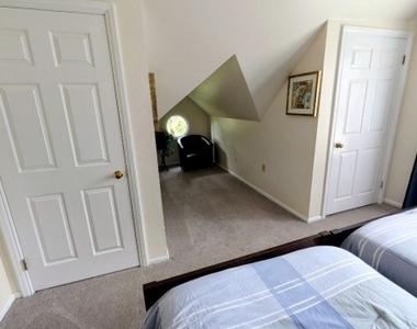 36 Phoenix Ave - Photo Thumbnail 18