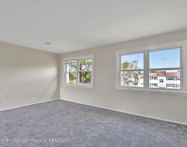 250b Sawmill Road - Photo Thumbnail 4