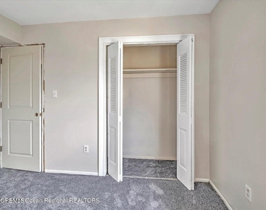 250b Sawmill Road - Photo Thumbnail 17