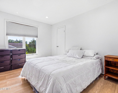 45 Roslyn Court - Photo Thumbnail 11