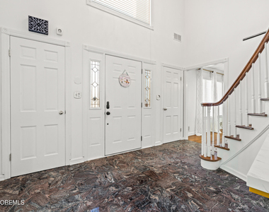 20 S Arlene Drive - Photo Thumbnail 3