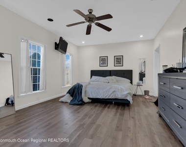 374.5 W Park Avenue - Photo Thumbnail 8