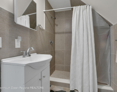 374.5 W Park Avenue - Photo Thumbnail 17