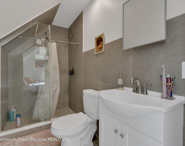 374.5 W Park Avenue - Photo Thumbnail 10
