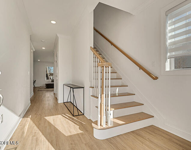 221 Brighton Avenue - Photo Thumbnail 1