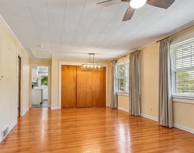 306 Hall Avenue - Photo Thumbnail 2