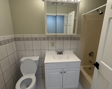 837 Huntington Avenue - Photo Thumbnail 4