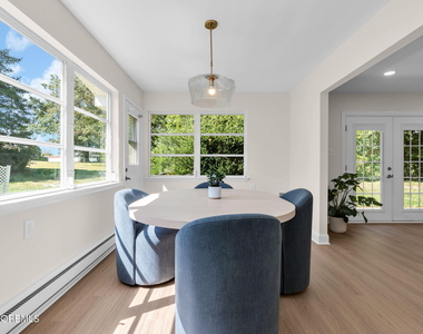 107 Blake Circle - Photo Thumbnail 3