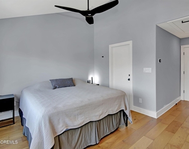 214 Marina Drive - Photo Thumbnail 16