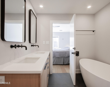 214 Marina Drive - Photo Thumbnail 13