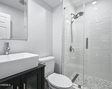 41 White Swan Way - Photo Thumbnail 21