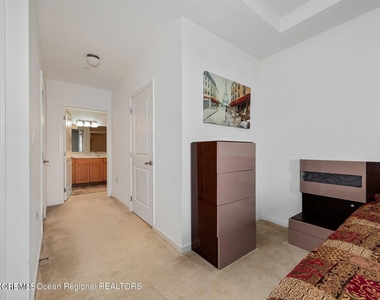 1501 Ocean Avenue - Photo Thumbnail 14