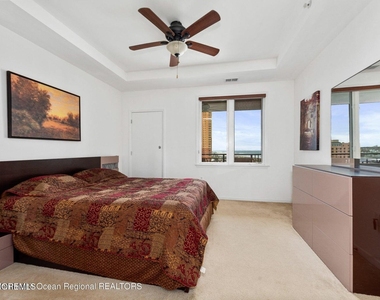 1501 Ocean Avenue - Photo Thumbnail 10
