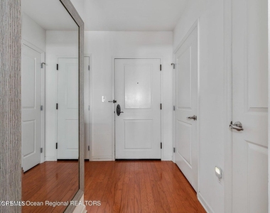 1501 Ocean Avenue - Photo Thumbnail 4
