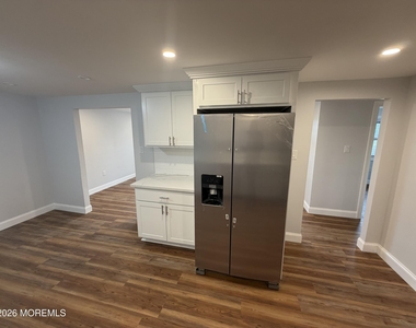 135 Nautilus Drive - Photo Thumbnail 6