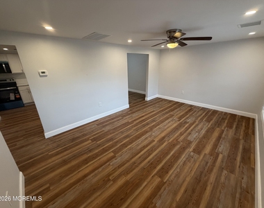 135 Nautilus Drive - Photo Thumbnail 2