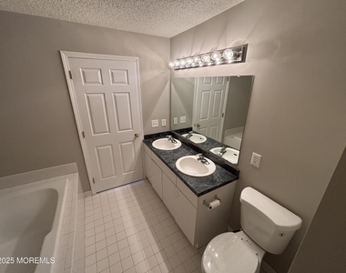 8 Fiddlers Elbow Court - Photo Thumbnail 13