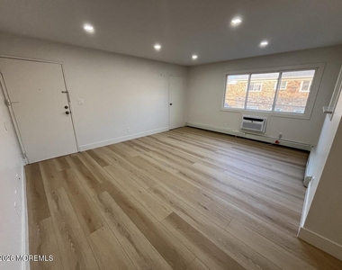 1 Ocean Avenue - Photo Thumbnail 1