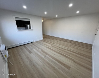 1 Ocean Avenue - Photo Thumbnail 2