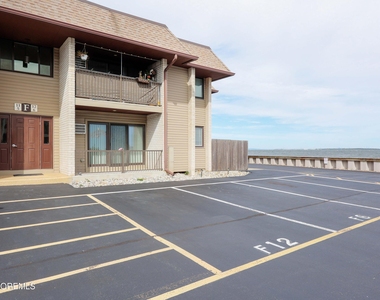 330 Shore Drive - Photo Thumbnail 23