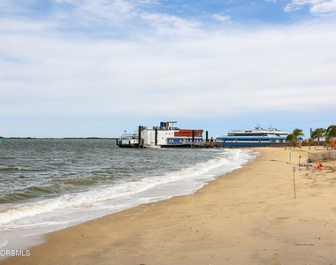 330 Shore Drive - Photo Thumbnail 25