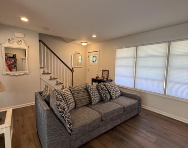 504 4th Avenue - Photo Thumbnail 9