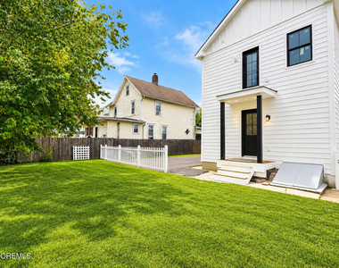 108 Catherine Street - Photo Thumbnail 12