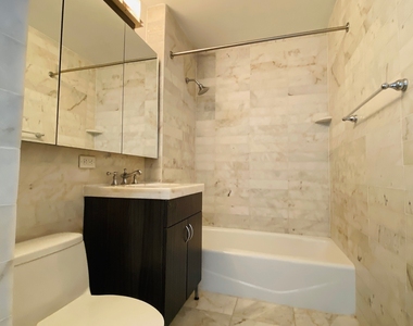 West 37th Street - Photo Thumbnail 3