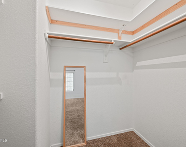 2875 W Highland Street - Photo Thumbnail 18