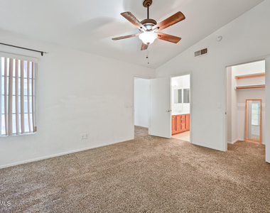 2875 W Highland Street - Photo Thumbnail 17