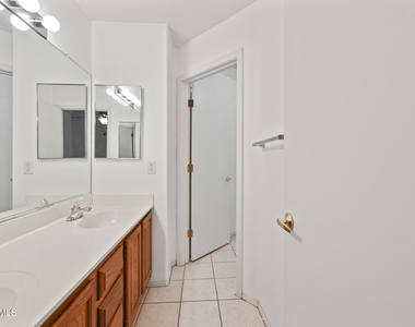 2875 W Highland Street - Photo Thumbnail 19